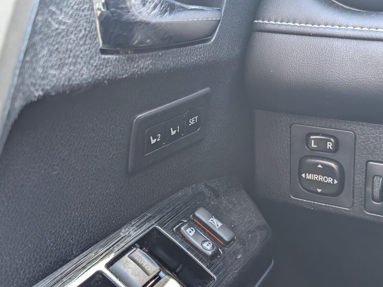 2017 Toyota RAV4 2T3DFREV0HW631881 Grey Sherbrooke - photo #13