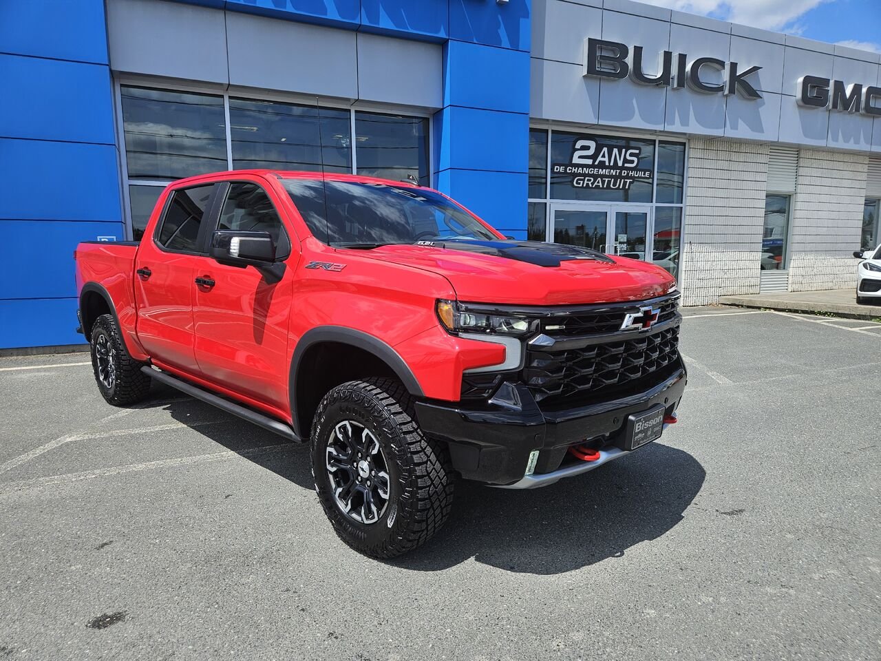 2026 Chevrolet Silverado 1500 ZR2 cabine multiplace 4RM 147 po Red Thetford Mines - photo #1