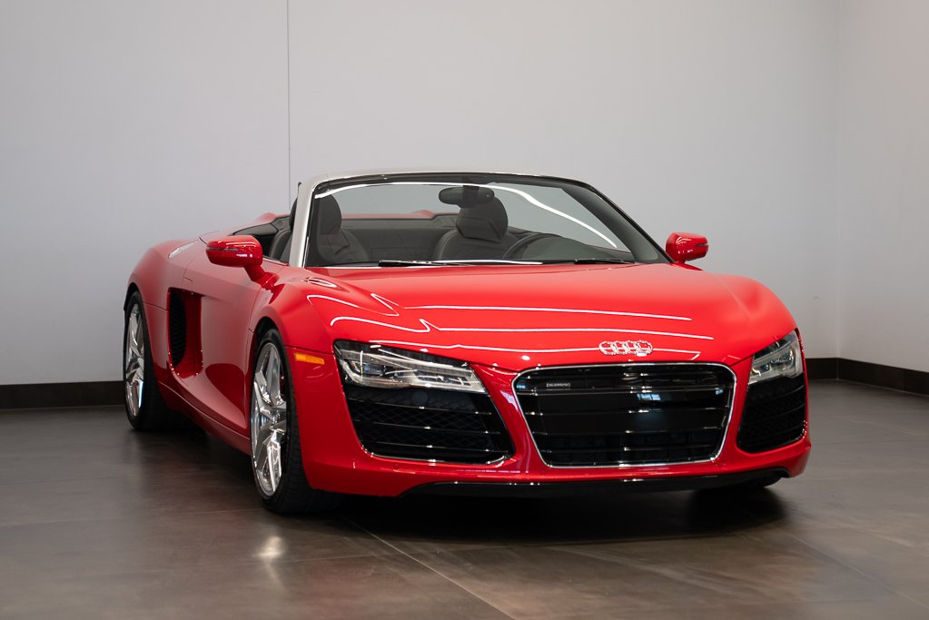 Audi R8 V8 Spyder \ LOW KM 2015 Rouge Kirkland - photo #2