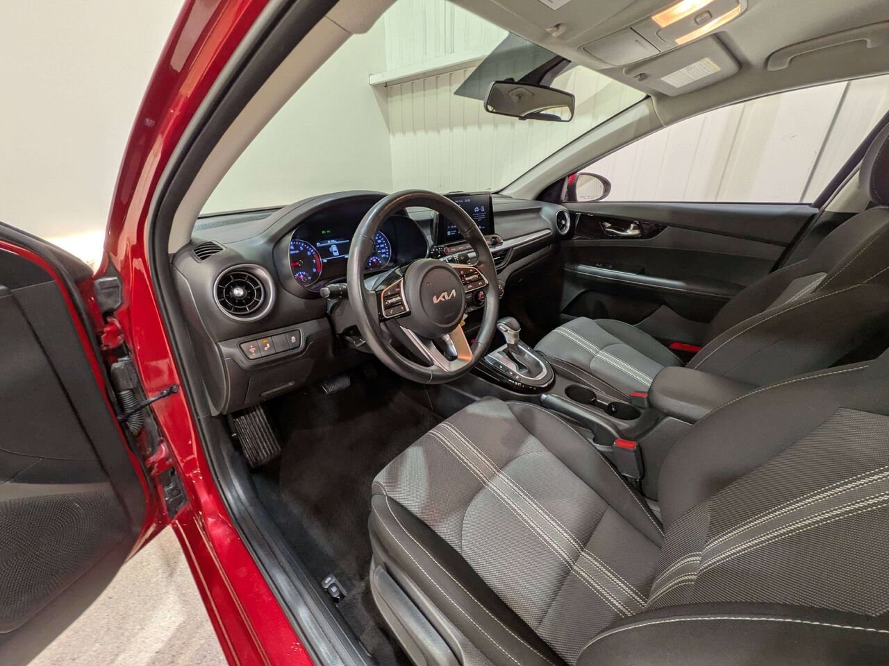 Kia Forte EX Premium IVT 2023 Rouge Val-David - photo #9