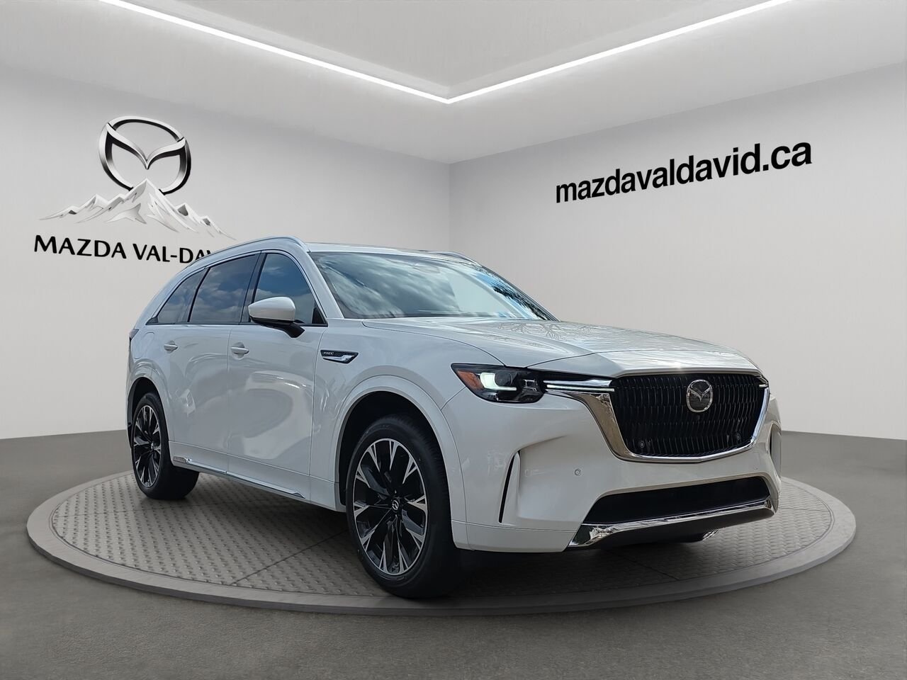 2026 Mazda CX-90 PHEV Signature PHEV, 7 passagers, toit pano, cuir, sièges ventilés Platinum Quartz Metallic Val-David - photo #5