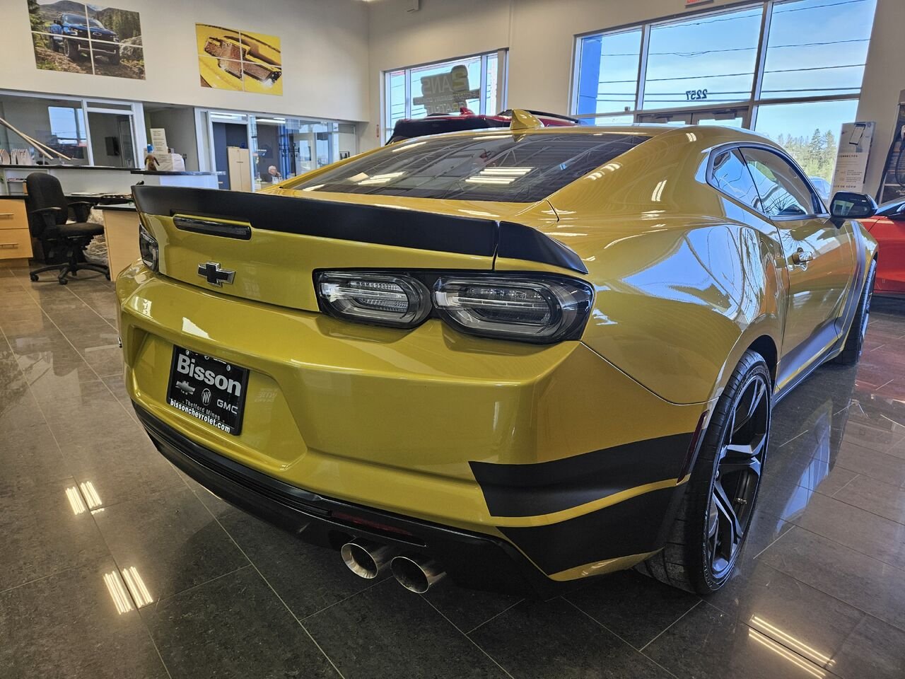 2024 Chevrolet Camaro Coupé 2 portes 1SS Yellow Thetford Mines - photo #3