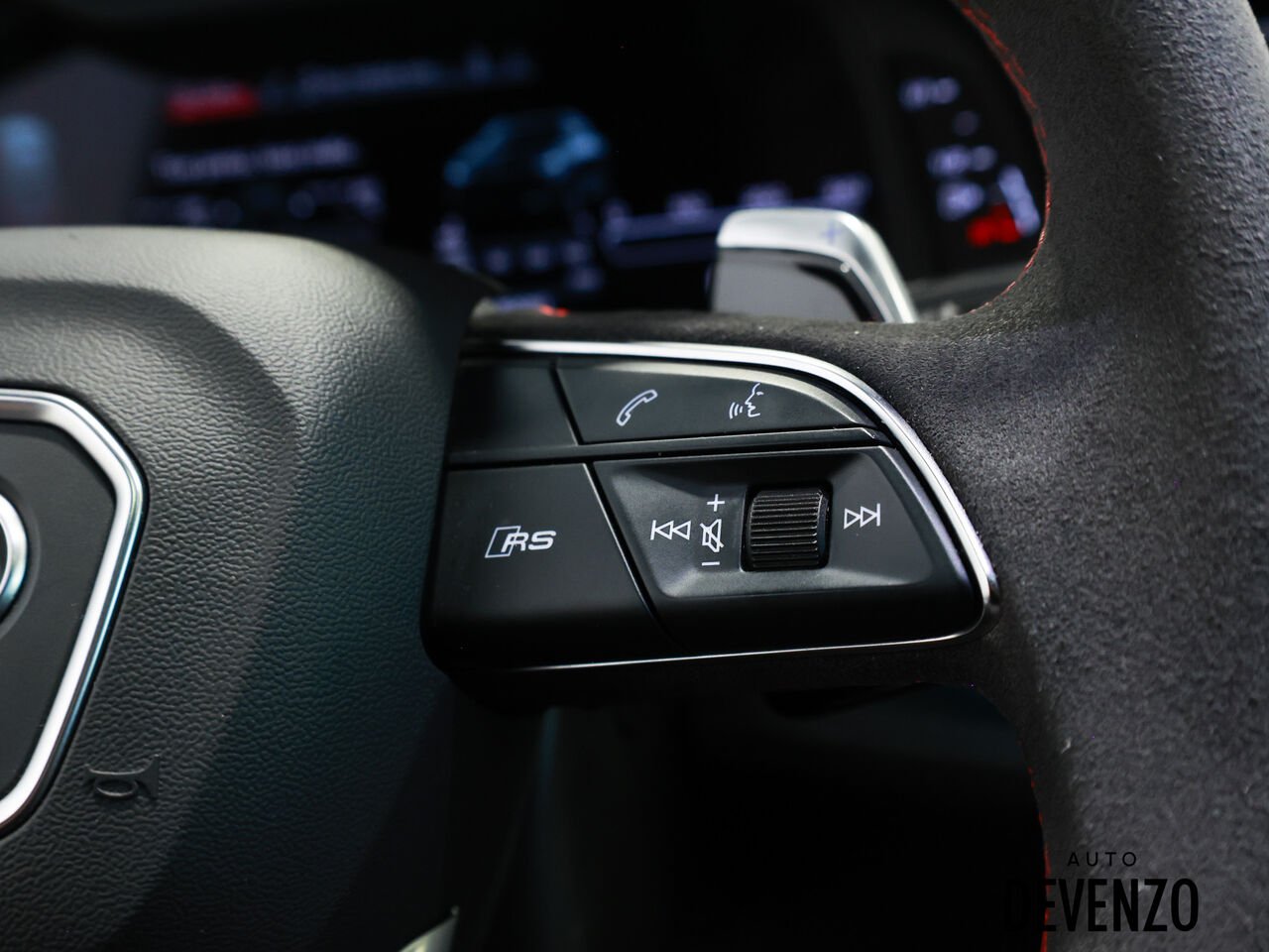 2022 Audi RS Q8 Silver Saint-Eustache - photo #16