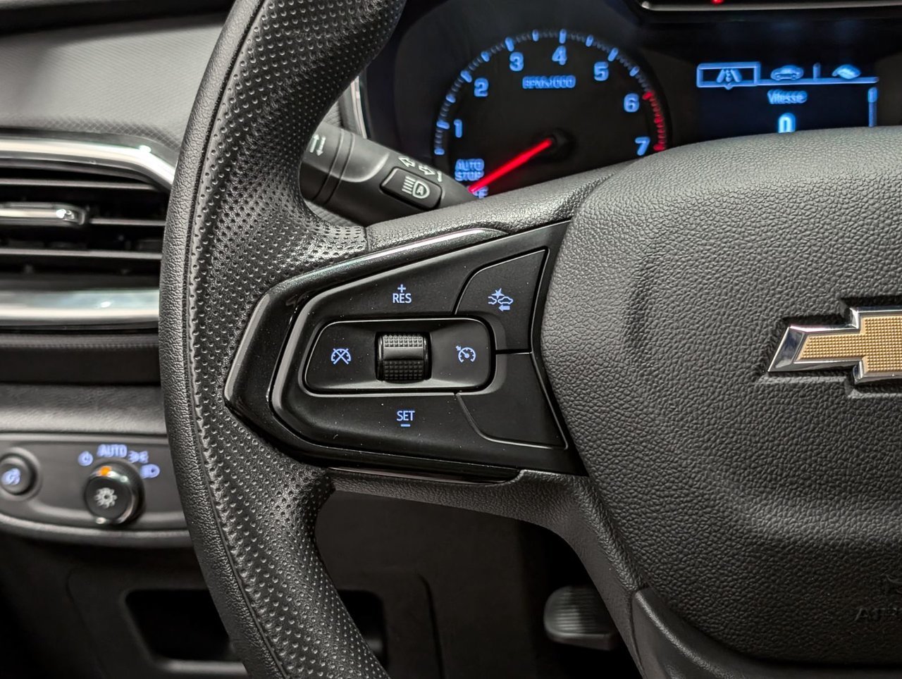 Chevrolet Trailblazer LT 2023 Bleu Saint-Eustache - photo #19