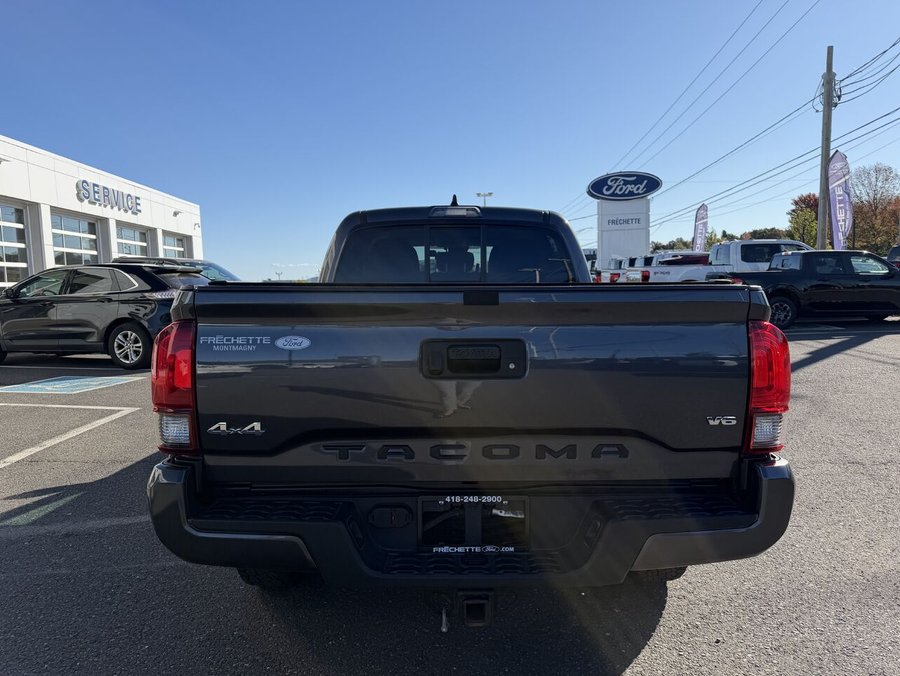 TOYOTA TACOMA DBL CAB SR5/TRD Double Cab 4x4 BA 2023 Gris