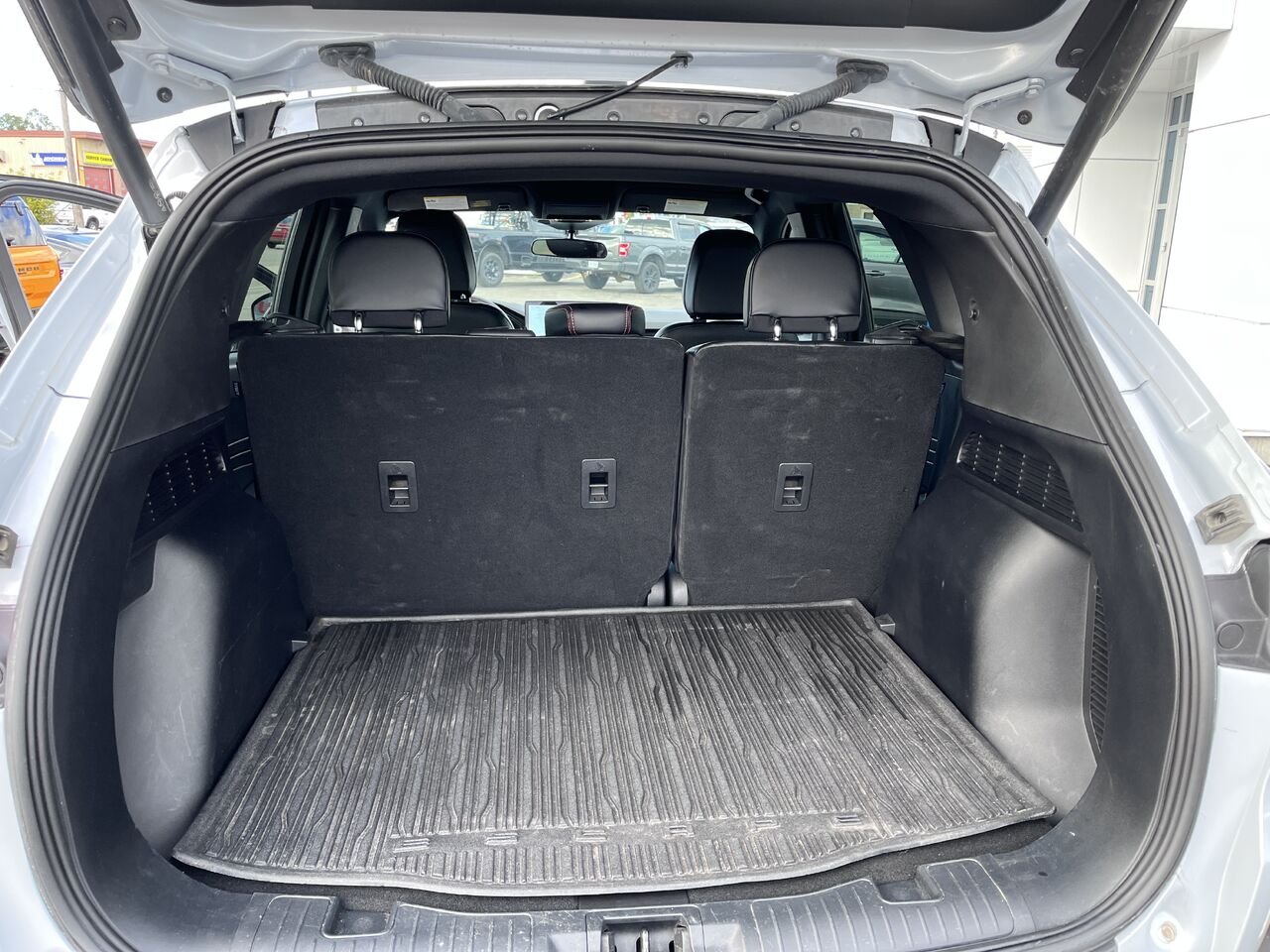 Ford Escape 2025 Gris Mont-Laurier - photo #16