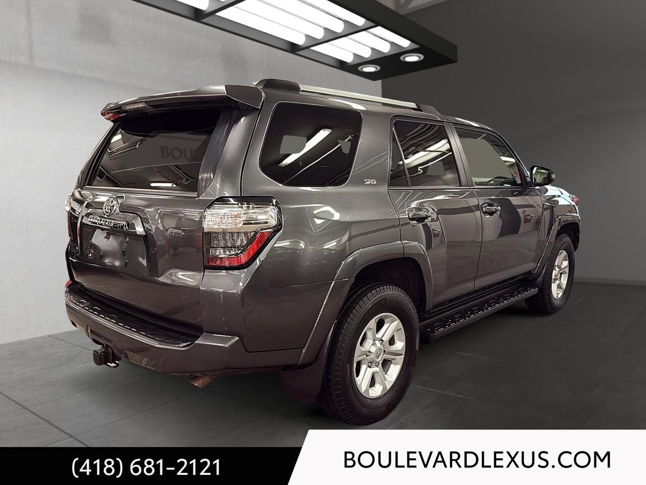 Toyota 4Runner 19850B | 4Runner SR5 V6 4 roues motrices 2019 Gris Québec - photo #3