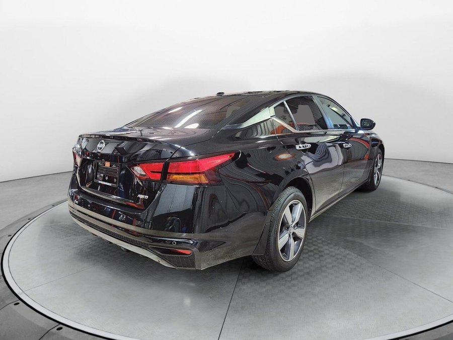 2021 Nissan Altima 2021 Black