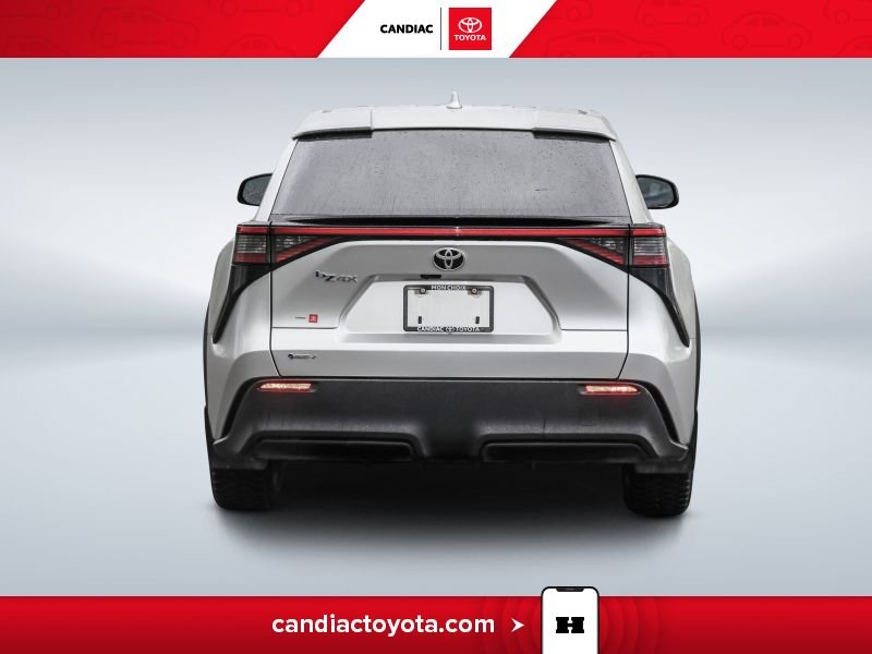 2025 Toyota BZ4X Silver Blainville - photo #7