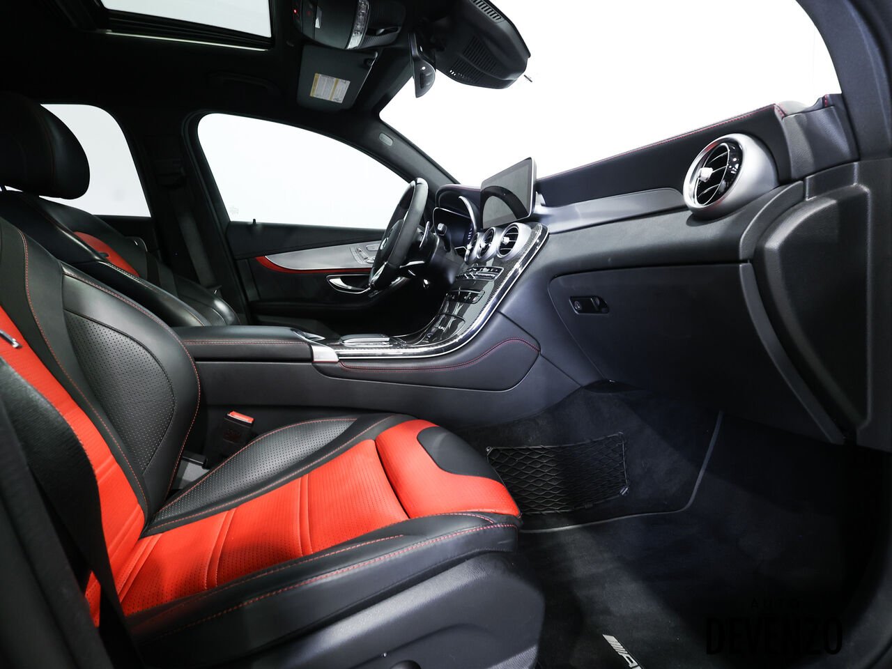 2020 Mercedes-Benz GLC Black Saint-Eustache - photo #6
