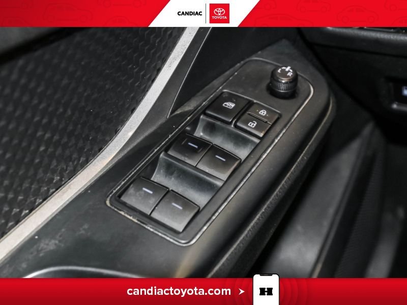 2022 Toyota C-HR Grey Laval - photo #23