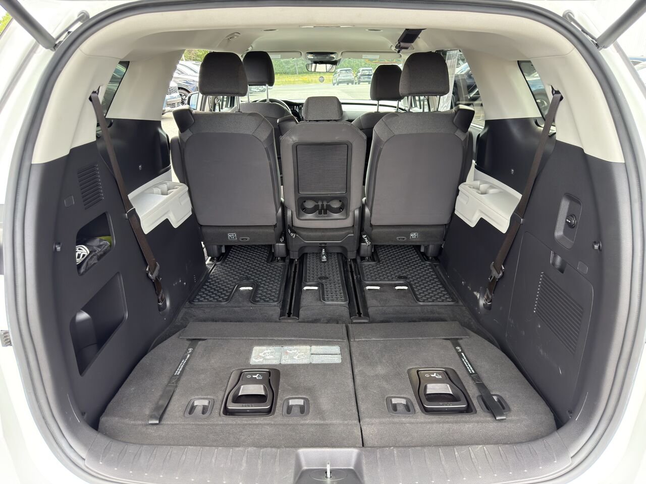 Kia Carnival 2024 Blanc Thetford Mines - photo #13