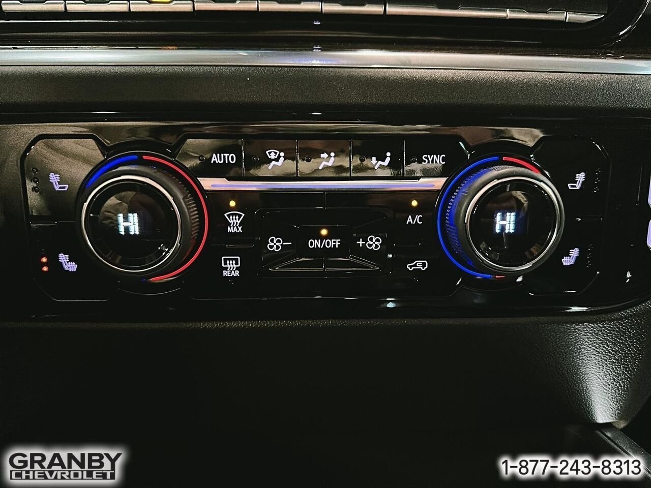 CHEVROLET Silverado 1500 K1500 SILVERADO CREW CAB RST STD/BOX (1SP) | E26-0959 2026 GRIS STERLING METALLISE Granby - photo #16