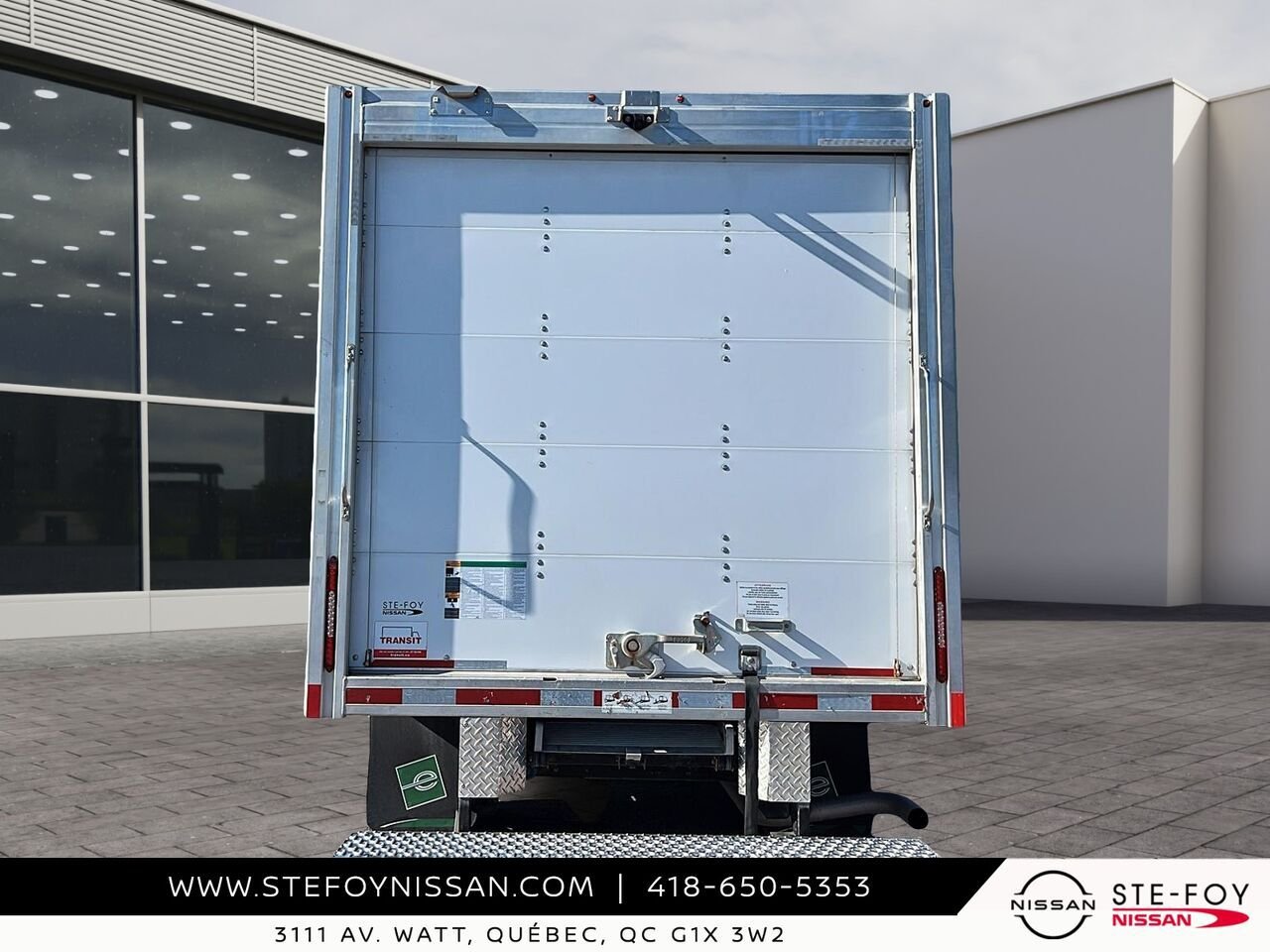 2025 Chevrolet Fourgonnette commerciale tronquée Express White Ste-Foy - photo #2