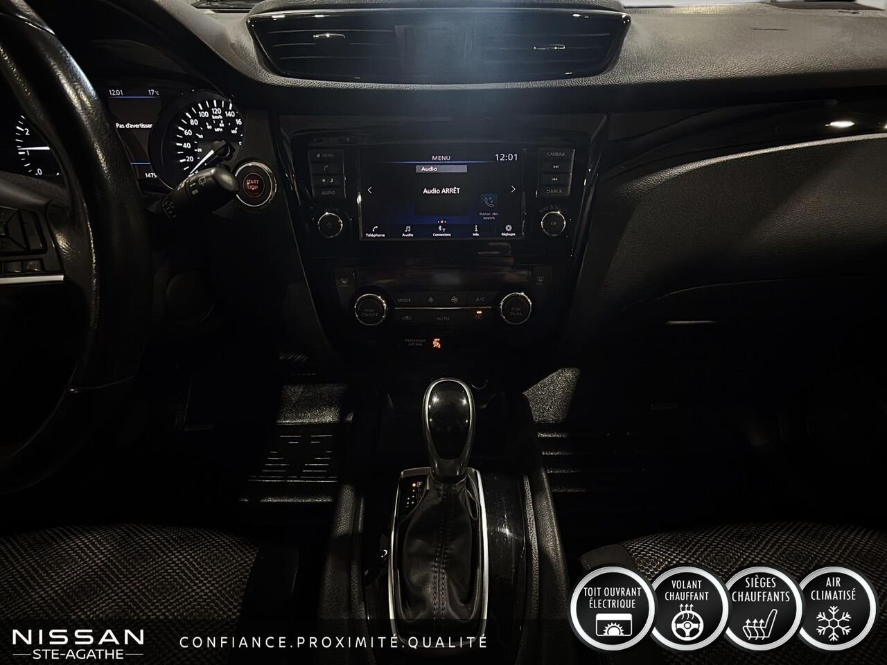 2019 Nissan Qashqai SV TI CVT Black Sainte-Agathe-des-Monts - photo #10