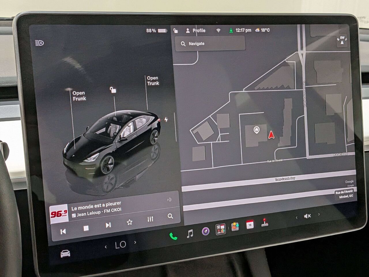 2022 Tesla Model 3 Standard Range RWD *Ltd Avail* Black Val-David - photo #20