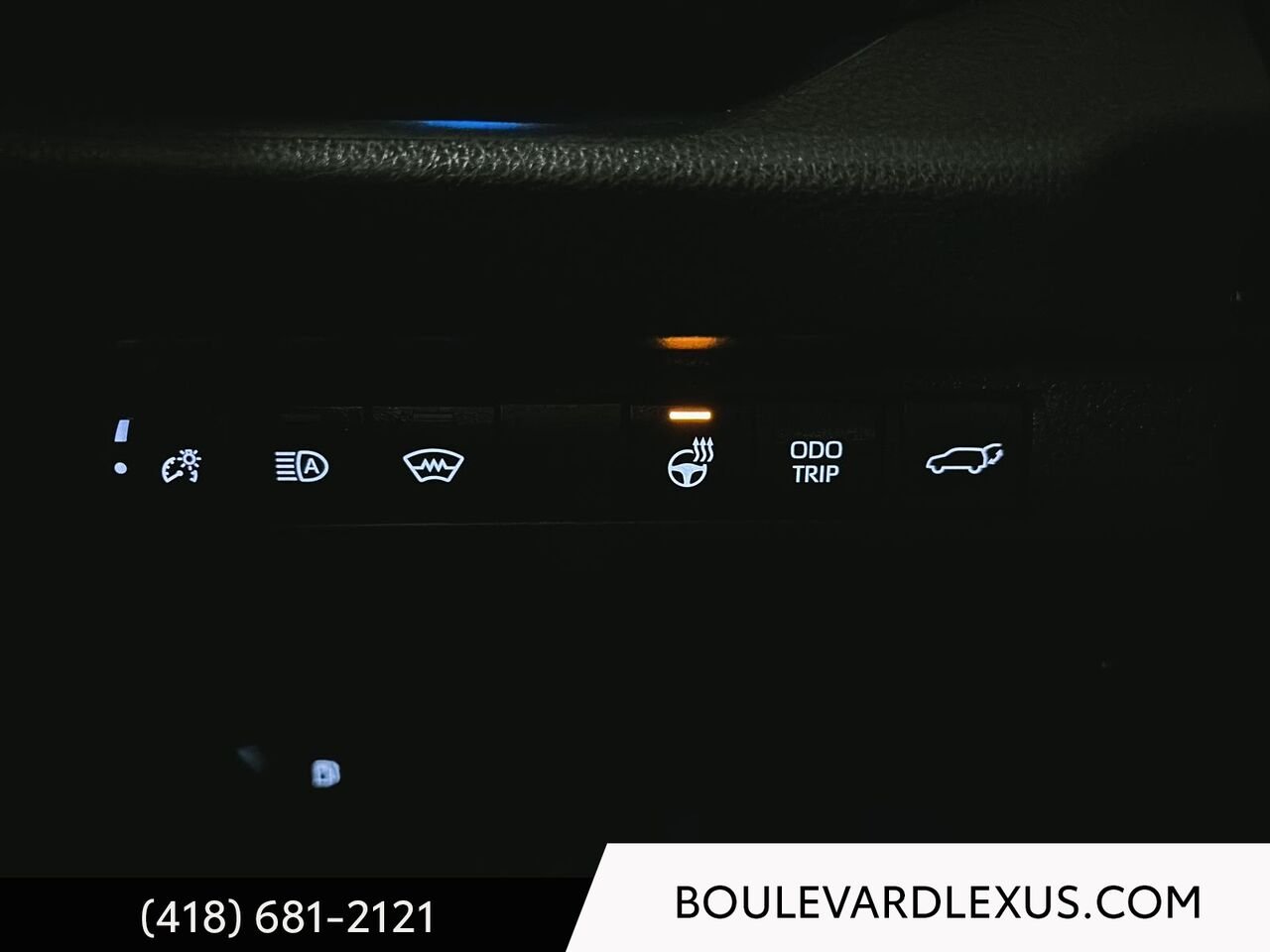 Toyota RAV4 Prime (PHEV) 19285A 2023 Argent Québec - photo #12