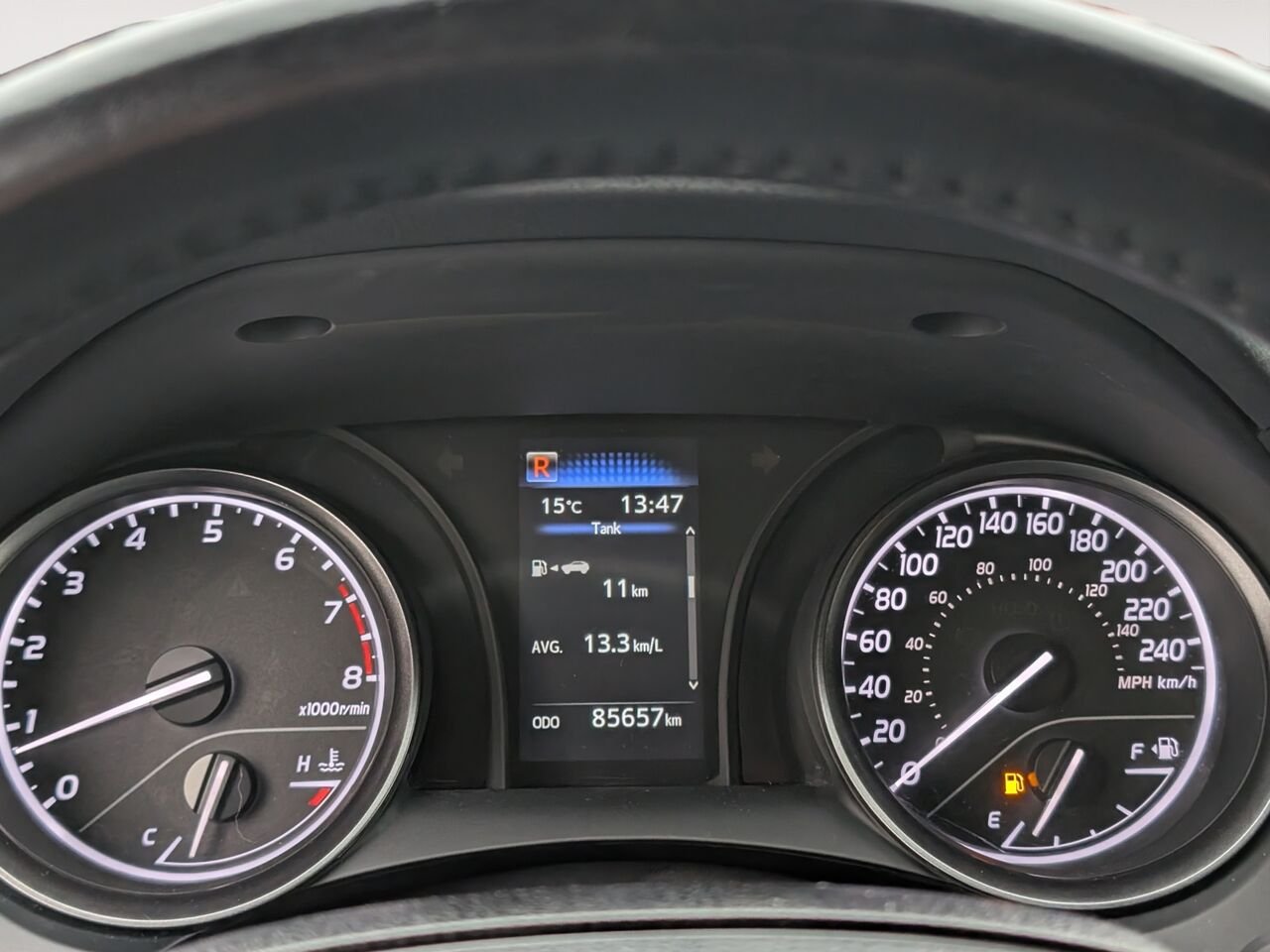 Toyota Camry SE/SIÈGES CHAUFFANTS/VOLANT CHAUFFANT/AC/BLUETOOTH/CAMERA DE RECUL 2024 Gris Sherbrooke - photo #15