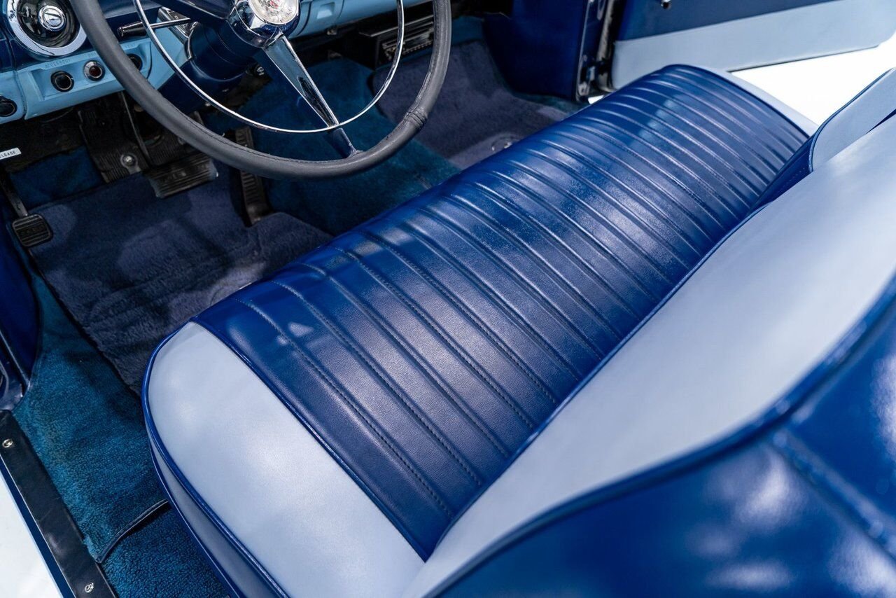 Buick Special 364/300HP NailHead 1 of only 2,056 1957 Bleu Montréal - photo #62