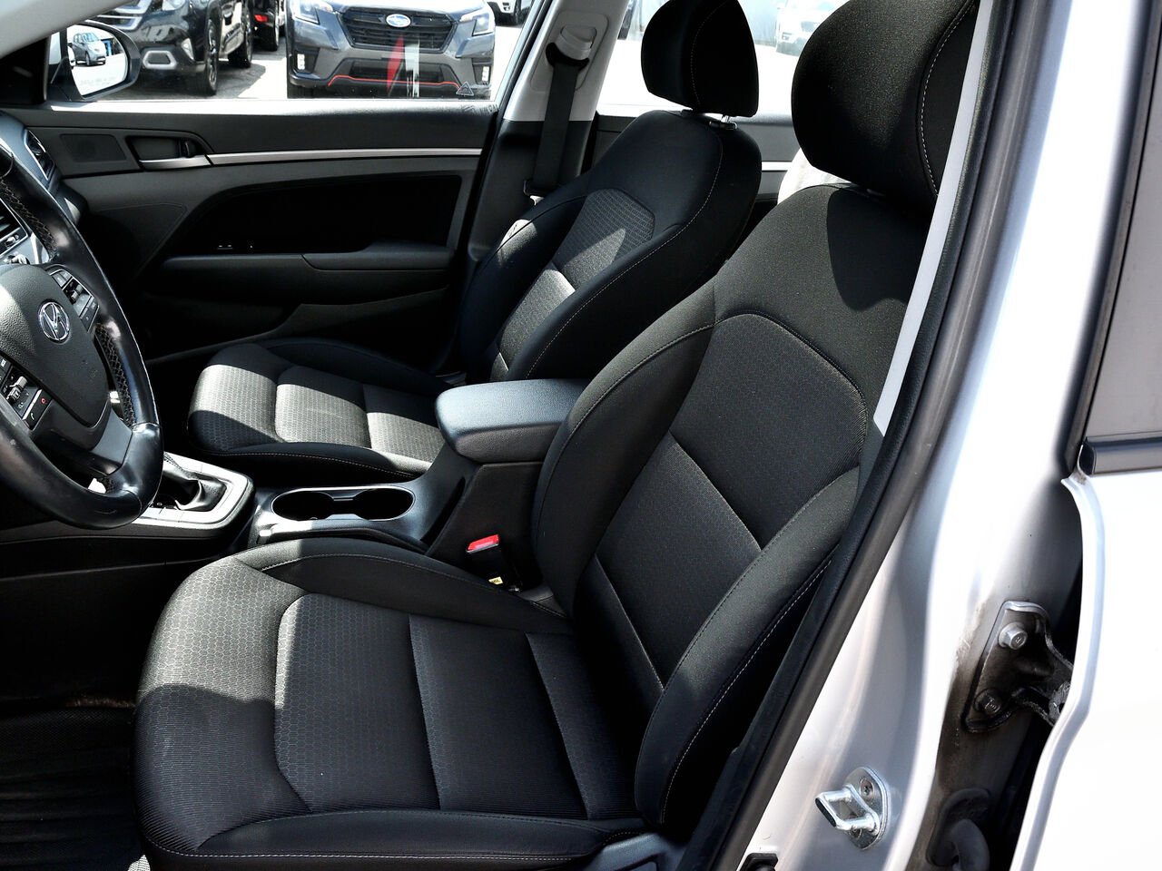 Hyundai Elantra GL SE 2018 Argent Saint-Hyacinthe - photo #1