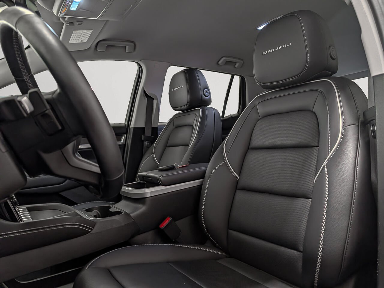 2026 GMC Terrain Denali AWD White Sherbrooke - photo #6