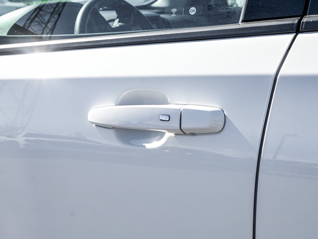 2022 GMC Terrain AWD 4dr AT4 White Sherwood Park - photo #7