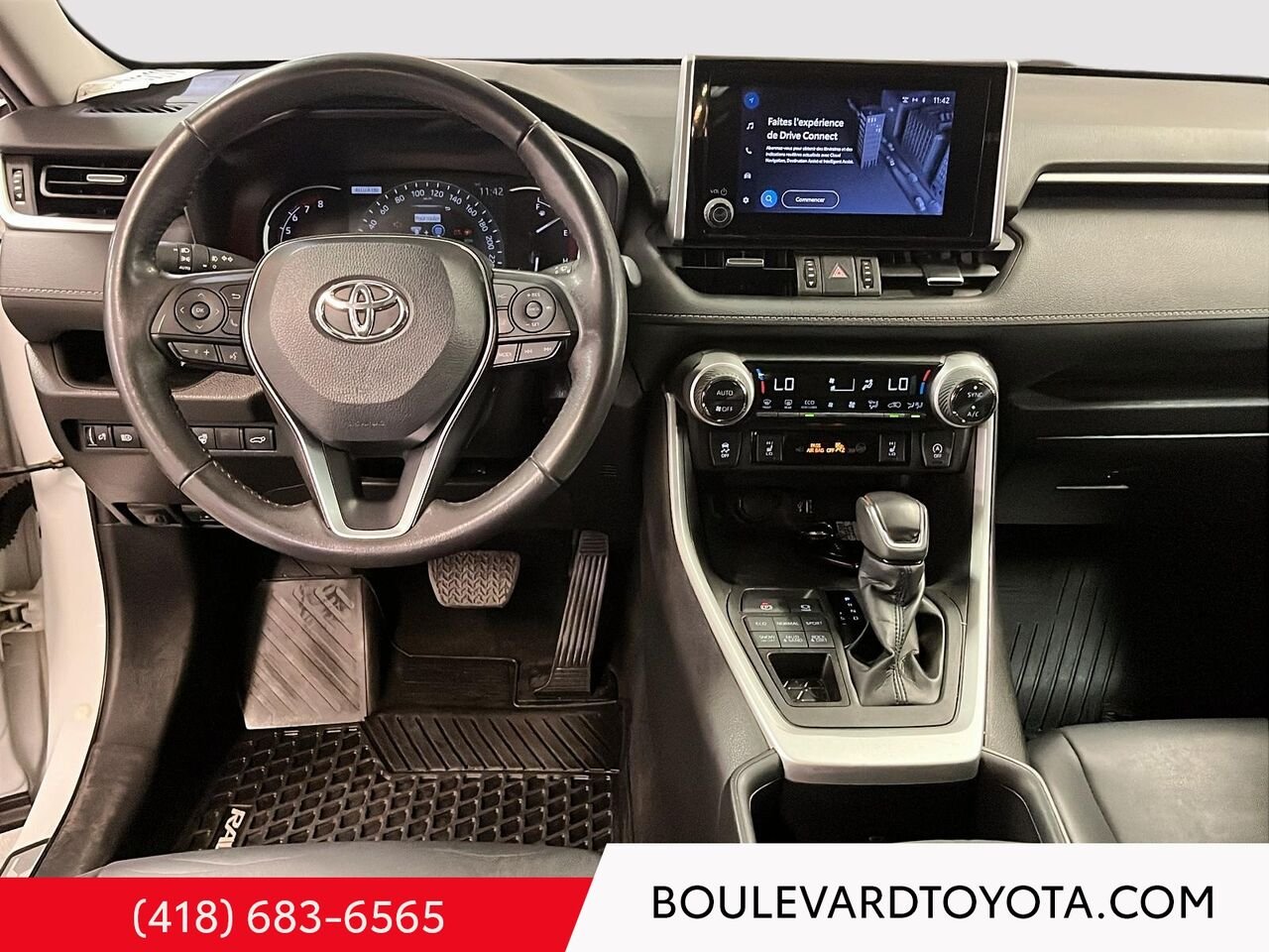 2023 Toyota RAV4 100200A-102 | XLE White Québec - photo #18