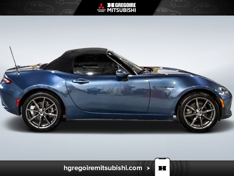 2018 Mazda MX-5 Blue Laval - photo #10