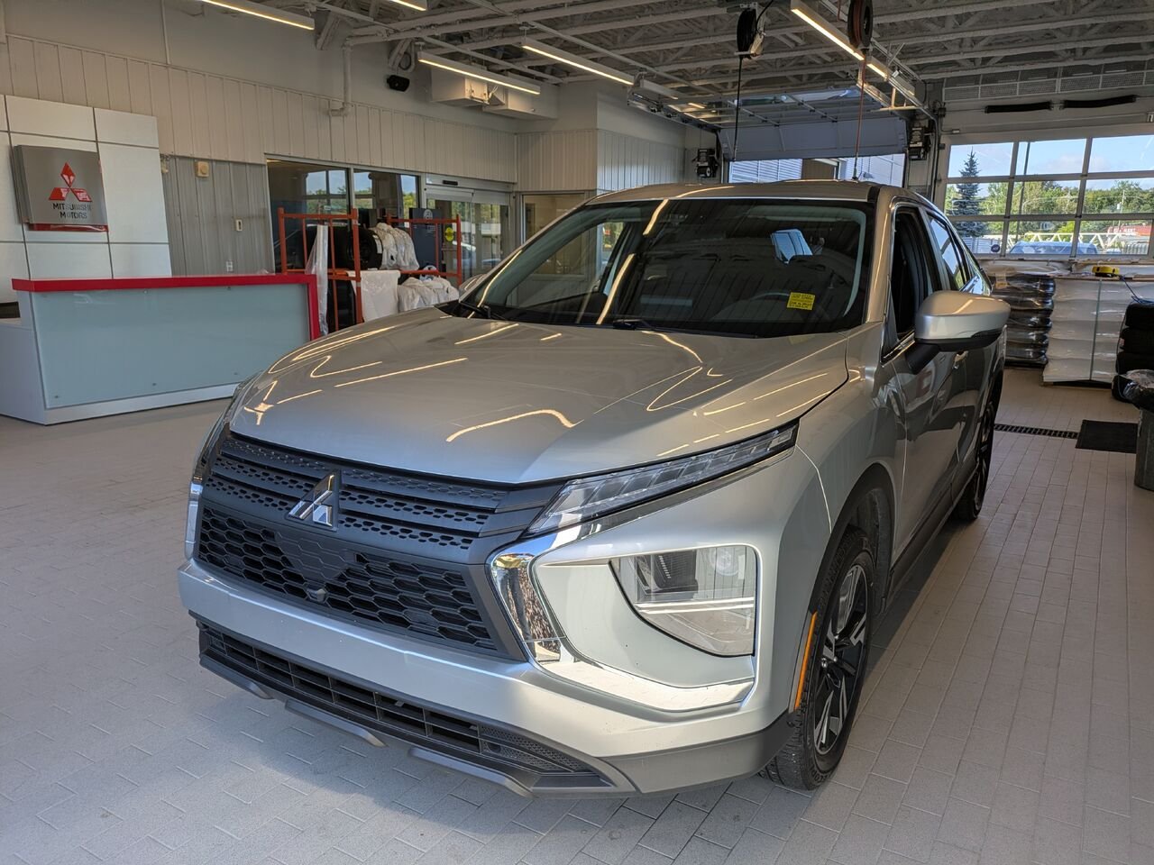 2024 Mitsubishi Eclipse Cross Silver Gatineau - photo #1