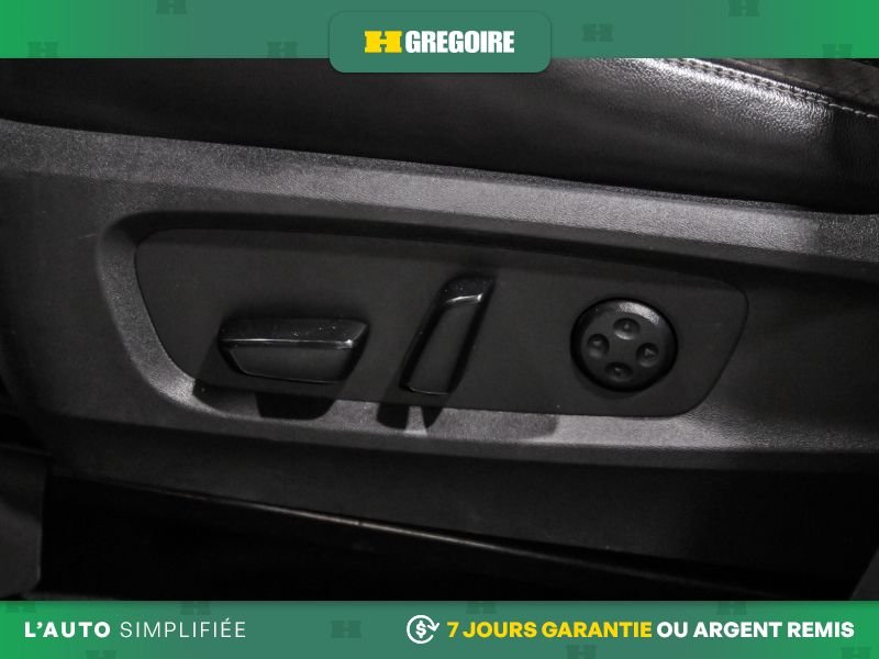 Nissan Pathfinder 822065 | SL 4WD AUTO AC CUIR TOIT NAV MAGS CAM RECUL BLEUTO 2022 Gris Laval - photo #17
