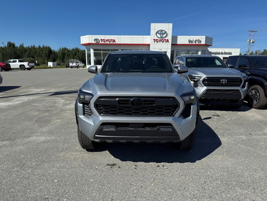 Toyota Tacoma Double Cab 4x4 BA emp. court 2026 2026 Blanc