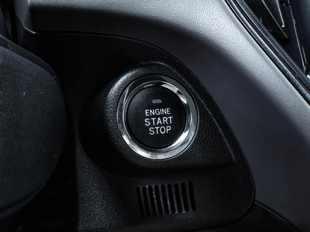 2024 Subaru Crosstrek Onyx AWD Blue Sherwood Park - photo #24