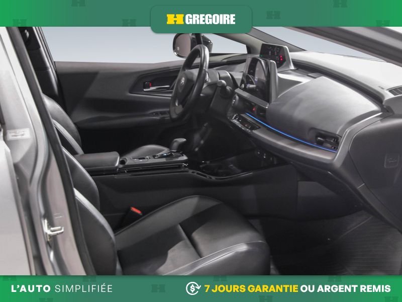 2023 Toyota Prius Grey Blainville - photo #27