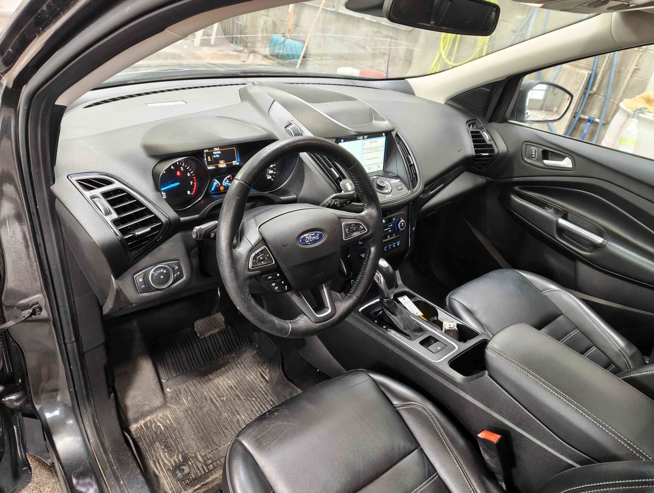 2019 Ford Escape Titanium 4WD Grey Sherwood Park - photo #6