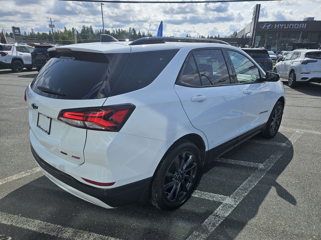 2024 Chevrolet Equinox RS 4 portes TI White Thetford Mines - photo #2