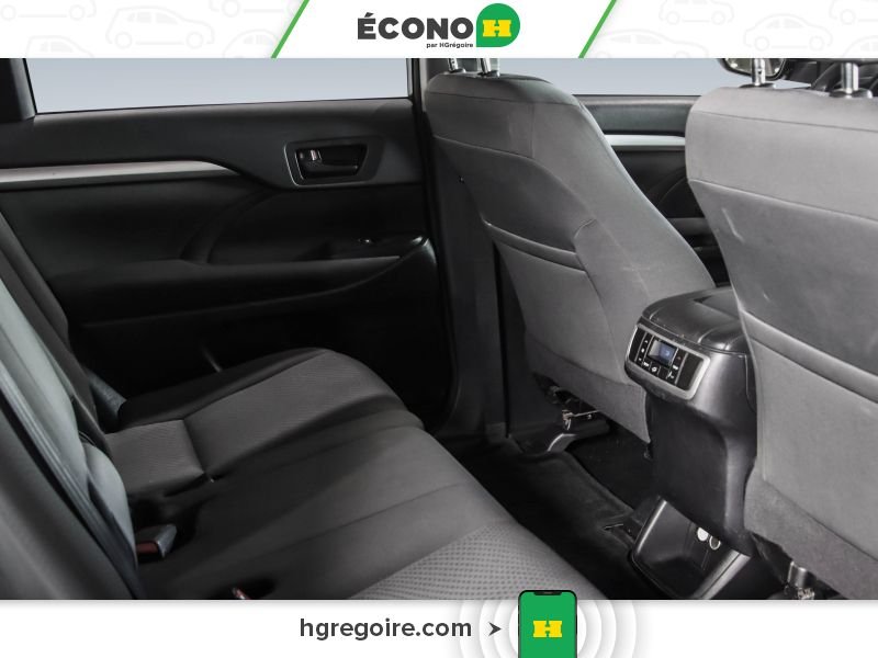 2016 Toyota Highlander Blue Laval - photo #22
