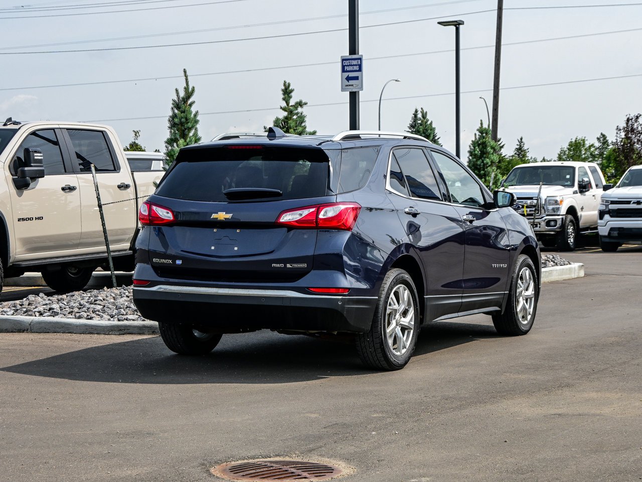 2018 Chevrolet Equinox AWD 4dr Premier w/3LZ Blue Sherwood Park - photo #12