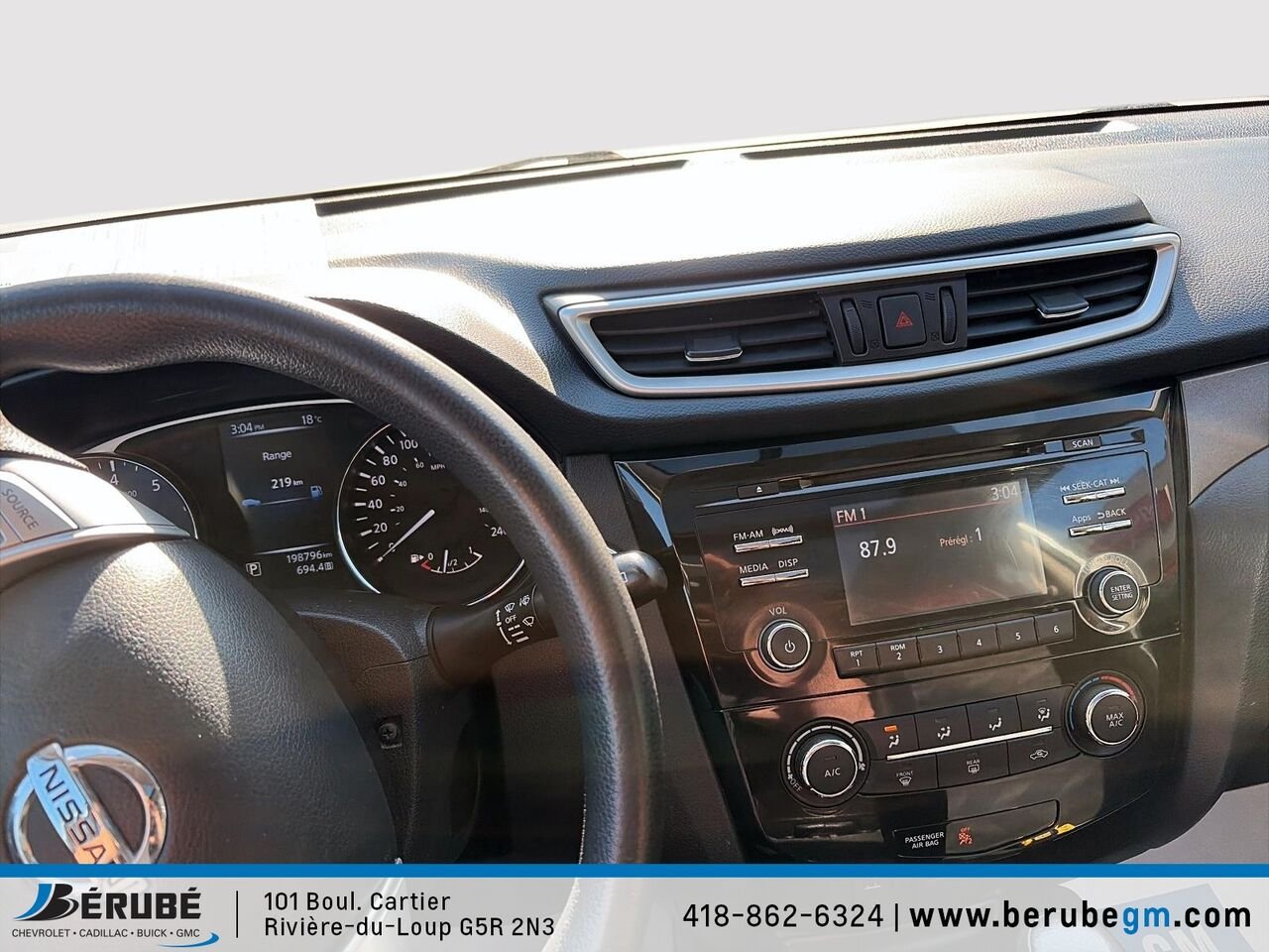 Nissan Rogue Traction intégrale, 4 portes S 2016 Blanc Rivière-du-Loup - photo #7