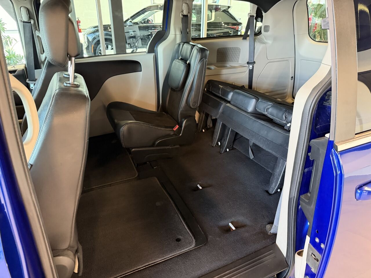 Dodge Grand Caravan 2019 Bleu Saint-Eustache - photo #8