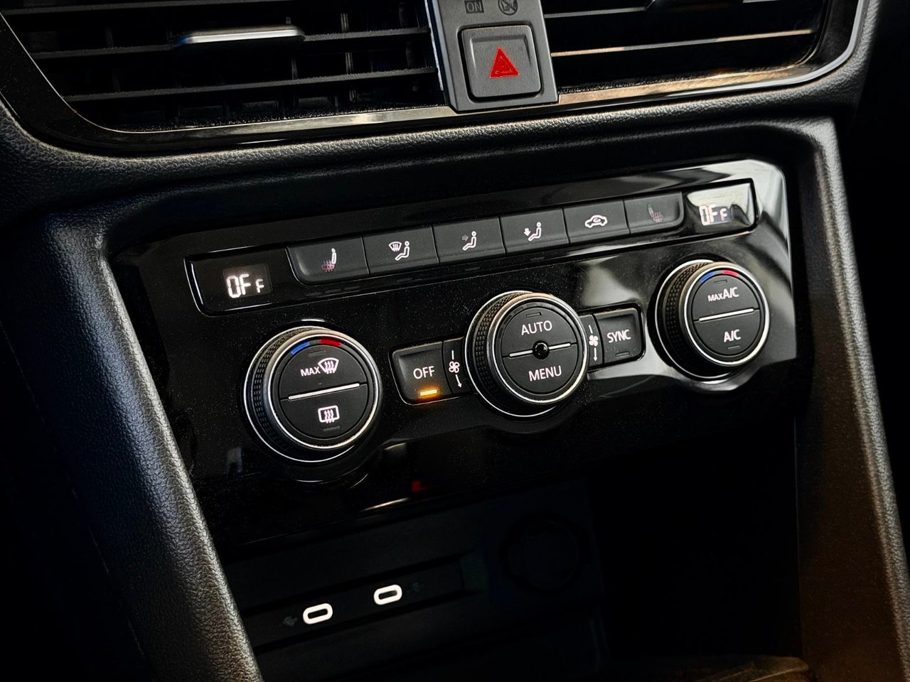 2023 Volkswagen Taos Blue Notre-Dame-des-Prairies - photo #28