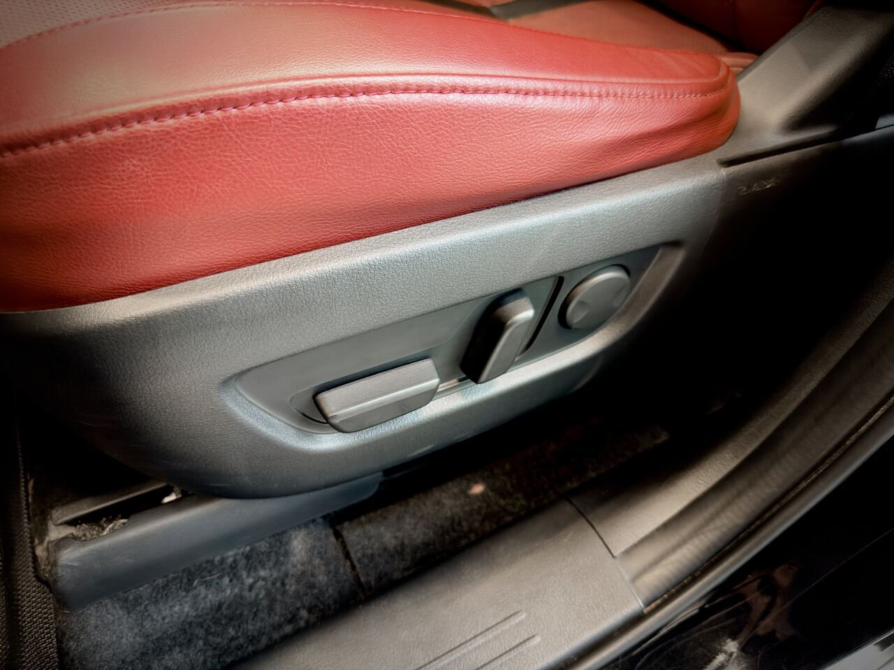 Mazda CX-70 hybride rechargeable 2025 Noir Notre-Dame-des-Prairies - photo #26