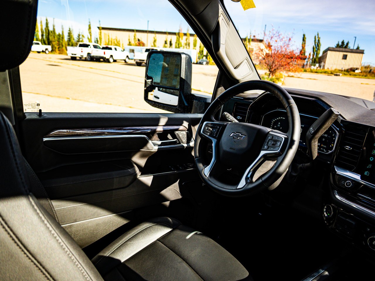 2026 Chevrolet Silverado 3500HD 4WD Crew Cab 159 LTZ White Sherwood Park - photo #37