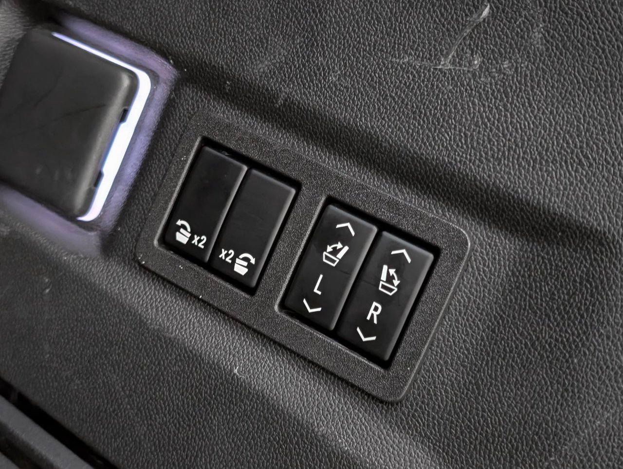 Chevrolet Tahoe RST 2023 . Saint-Eustache - photo #15