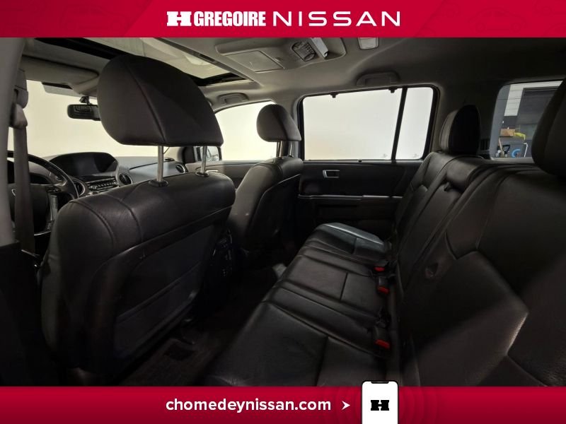 Honda Pilot CA7321 | Touring * AWD * Cuir * Toit * Caméra * 2015 Noir Laval - photo #25