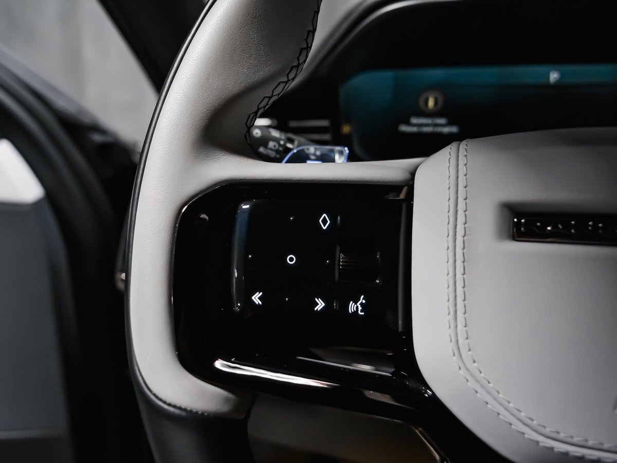 2024 Land Rover Range Rover Sport EDITION ONE SV Black Montreal - photo #30