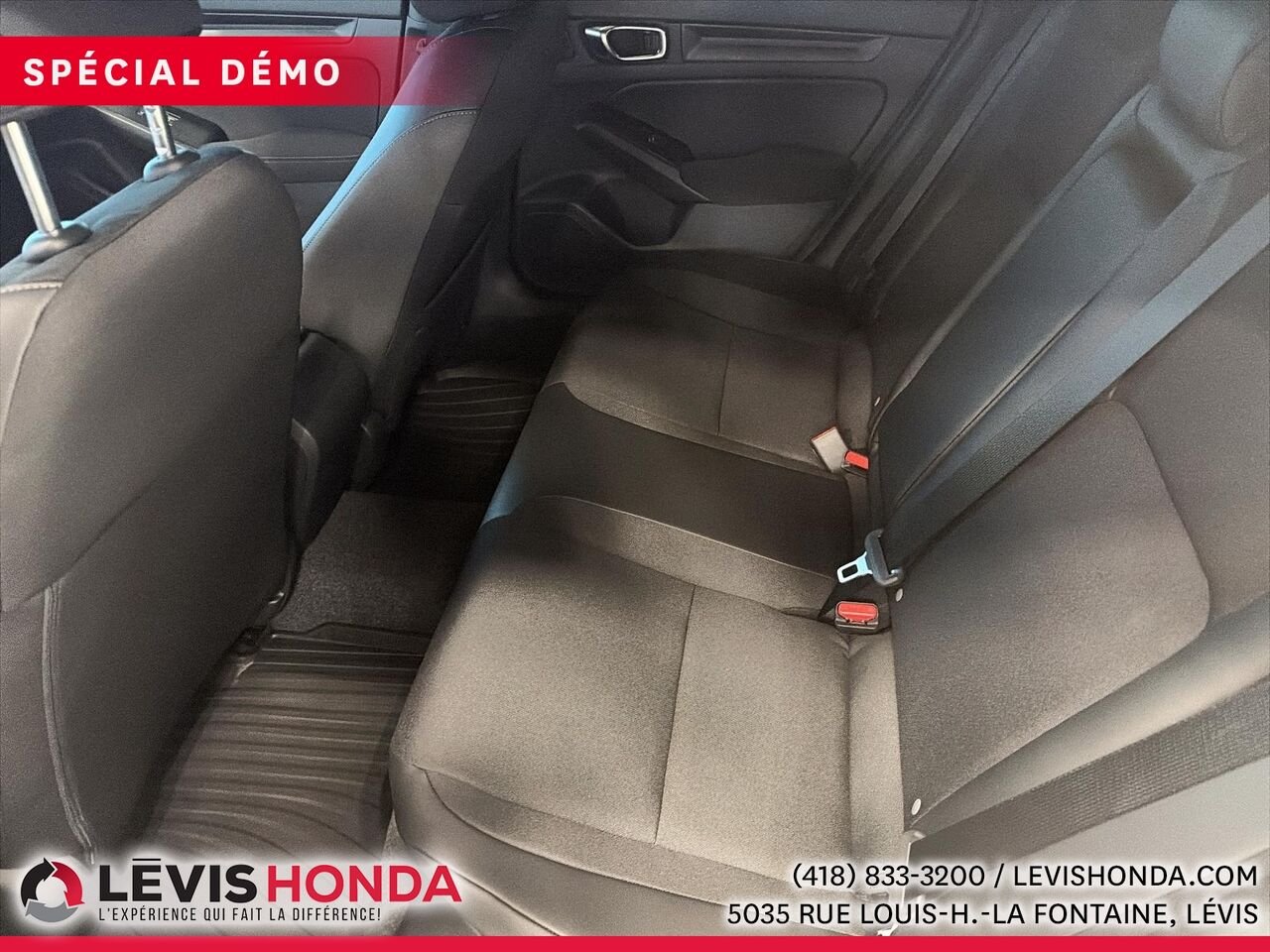2025 Honda Civic Hatchback Sport CVT Solar Reflection Silver Metallic Lévis - photo #13