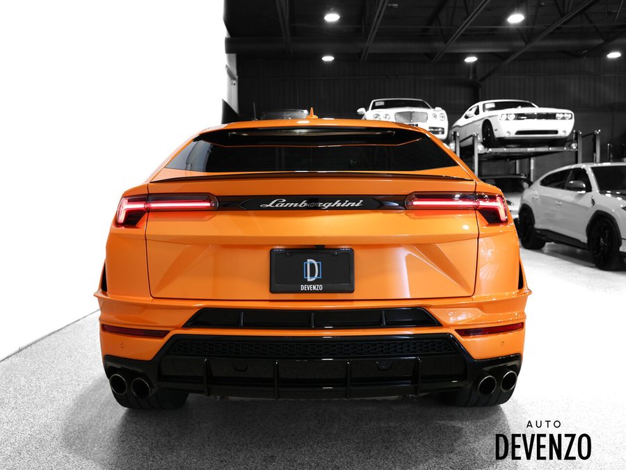 Lamborghini Urus 2024 2024 Orange