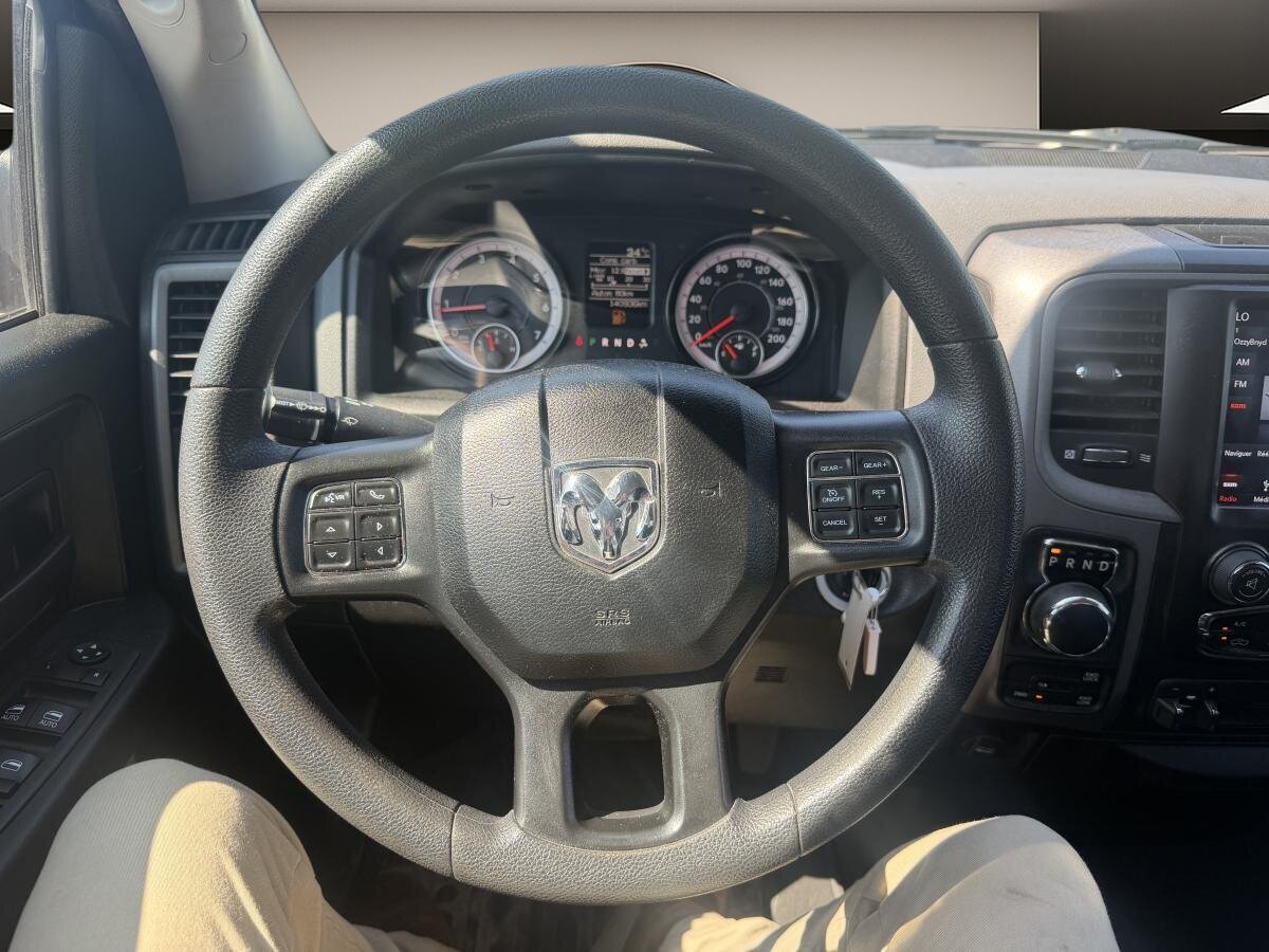 RAM 1500 Classic 2019 Gris  - photo #7