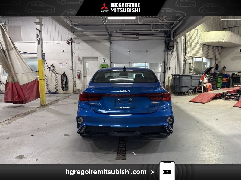 2022 Kia Forte Blue Blainville - photo #7