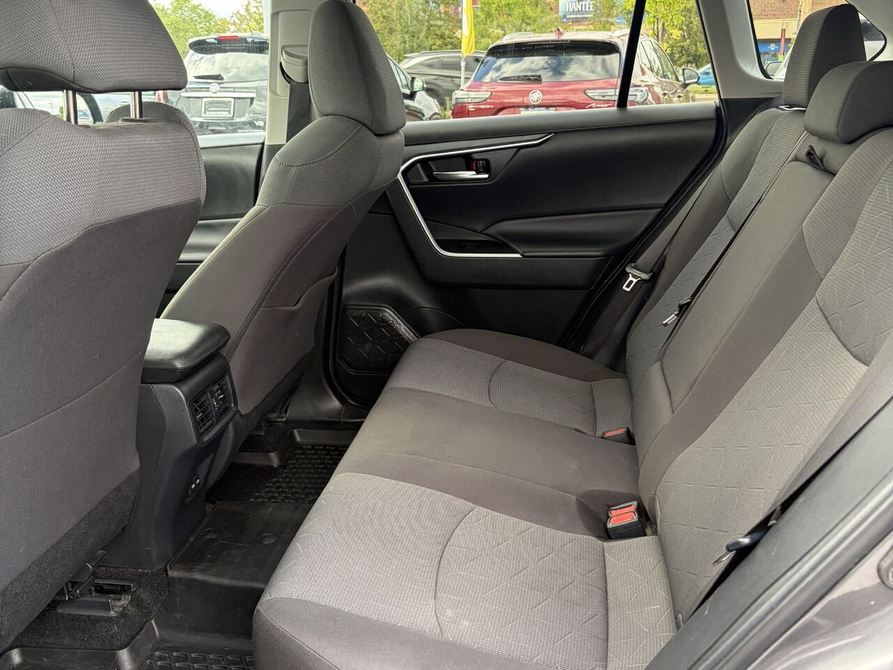 2022 TOYOTA RAV4 XLE PREMIUN XLE TI Grey Gatineau - photo #10